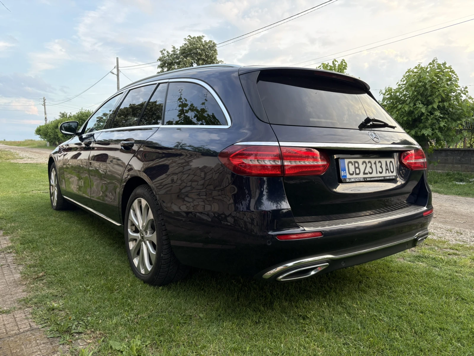Mercedes-Benz E 220 9G Avantgarde, снимка 4 - Автомобили и джипове - 55626886