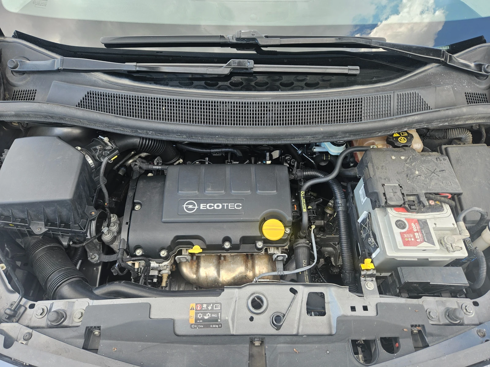 Opel Meriva 1.4 ECOTEC ПЕРФЕКТНА, снимка 17 - Автомобили и джипове - 54667933