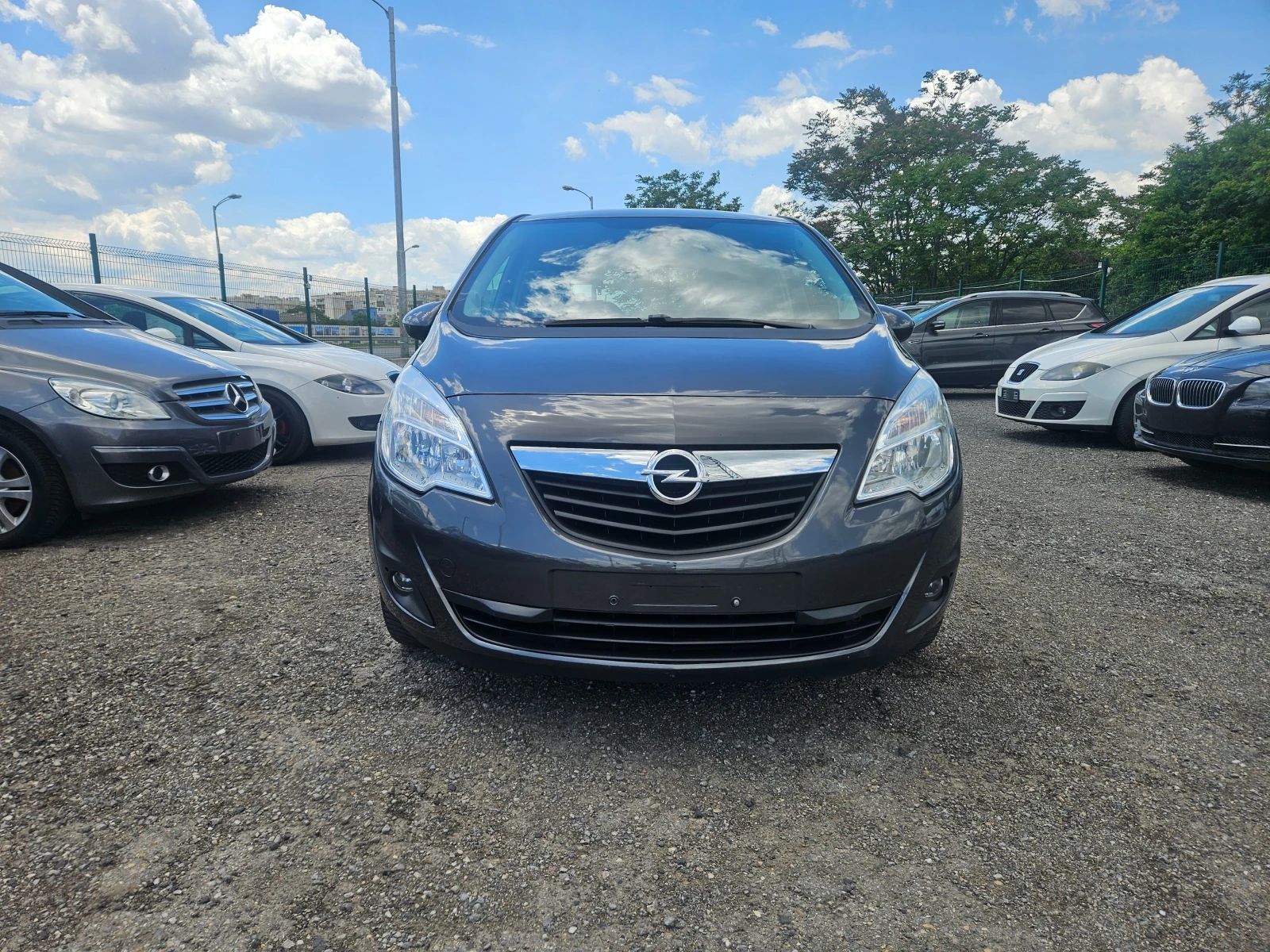 Opel Meriva 1.4 ECOTEC ПЕРФЕКТНА
