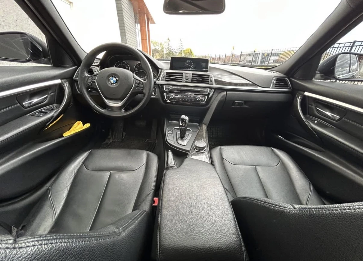 BMW 330 XDRIVE * FACE * ПОДГРЕВ * ШИБИДАХ * 2017 * CARFAX , снимка 7 - Автомобили и джипове - 54729860