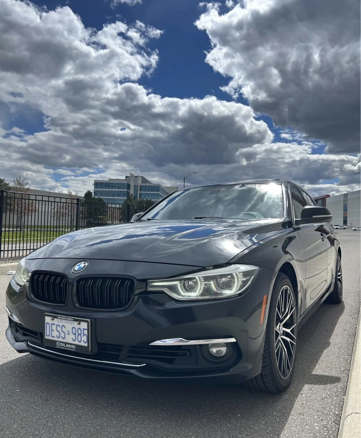 BMW 330 XDRIVE * FACE * ПОДГРЕВ * ШИБИДАХ * 2017 * CARFAX , снимка 2 - Автомобили и джипове - 54729860