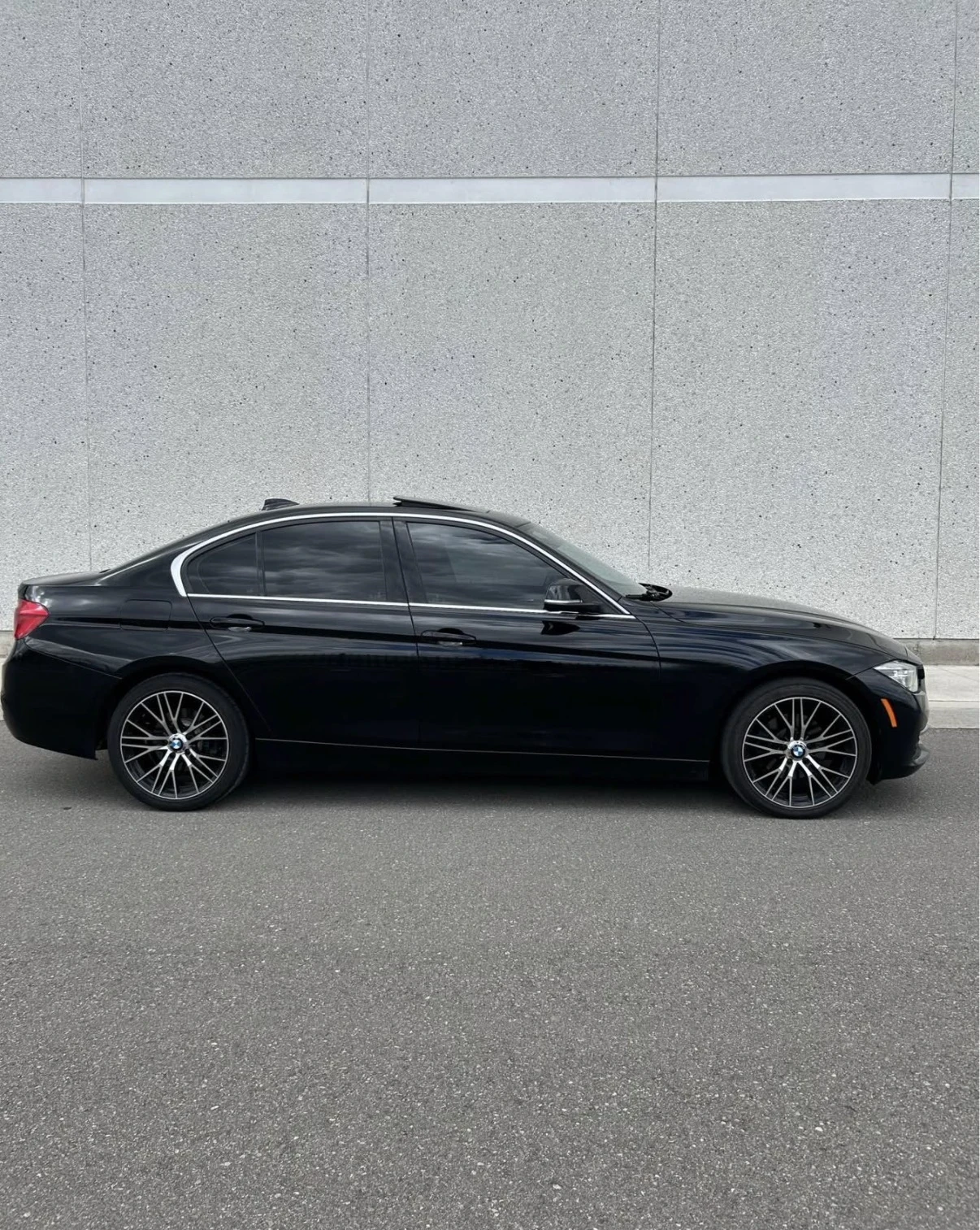 BMW 330 XDRIVE * FACE * ПОДГРЕВ * ШИБИДАХ * 2017 * CARFAX , снимка 5 - Автомобили и джипове - 54729860
