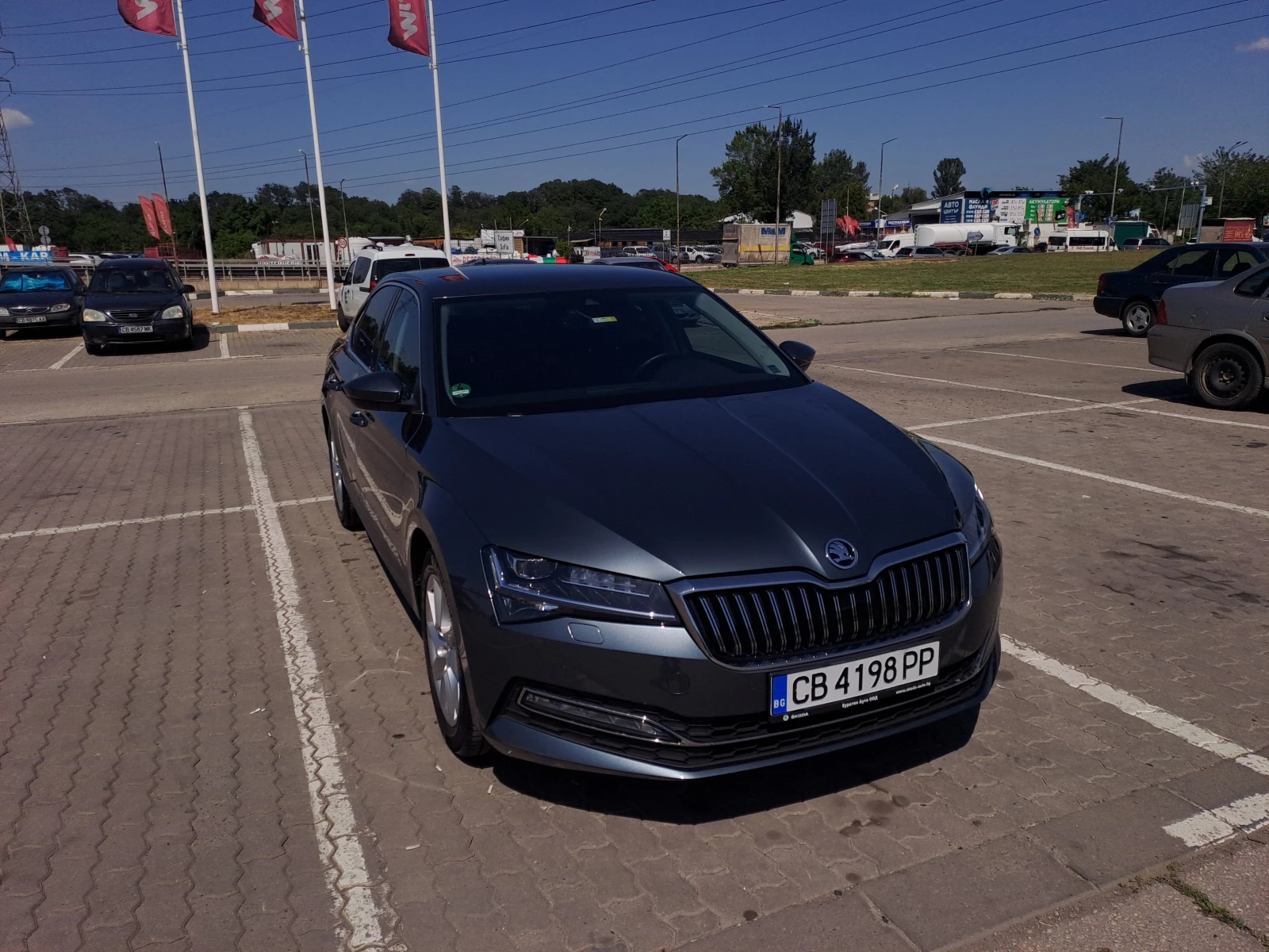 Skoda Superb, снимка 3 - Автомобили и джипове - 55316143