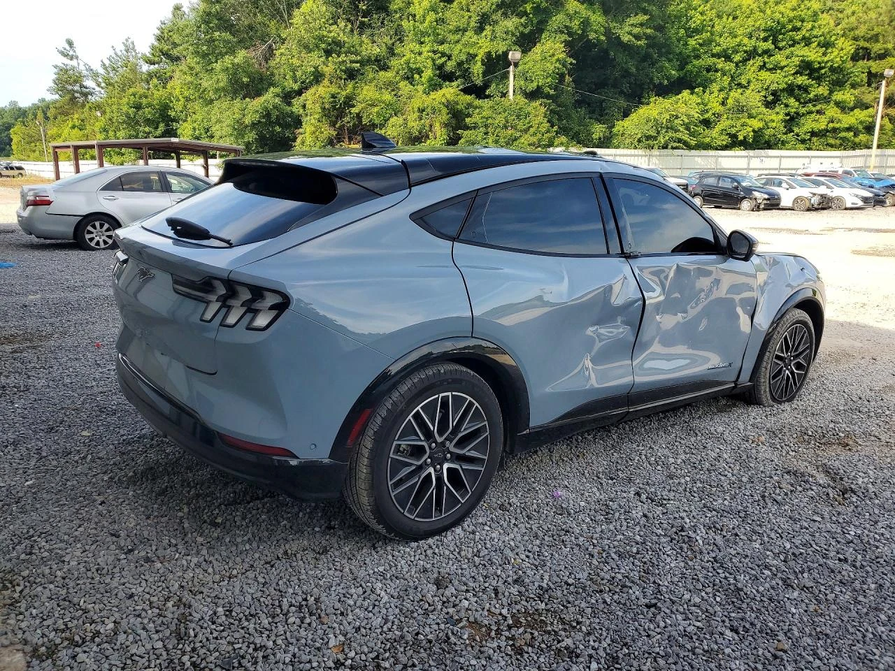 Ford Mustang Mach-E Premium, снимка 3 - Автомобили и джипове - 55288903