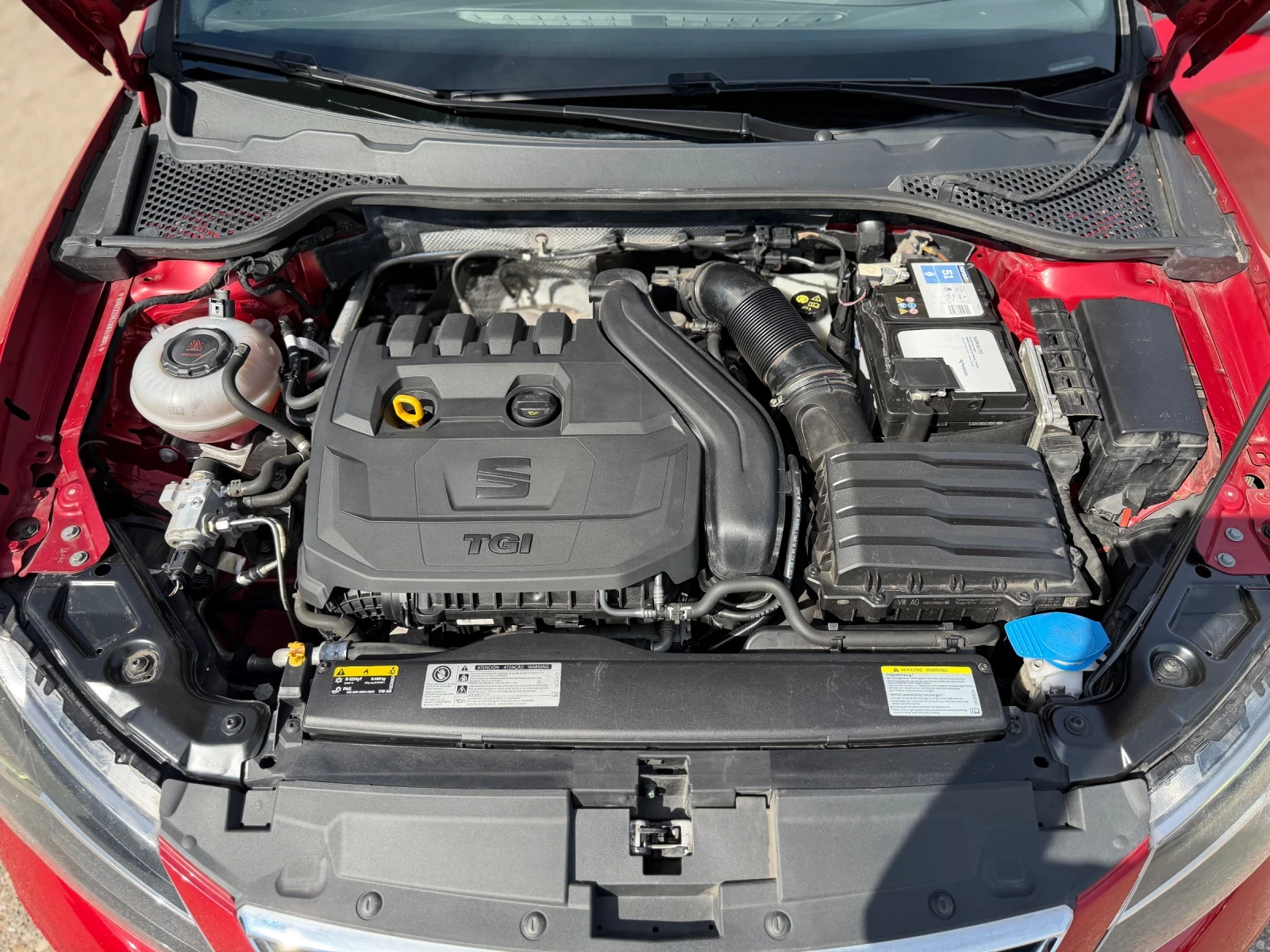 Seat Leon 1.5TGI FR, снимка 12 - Автомобили и джипове - 55545961