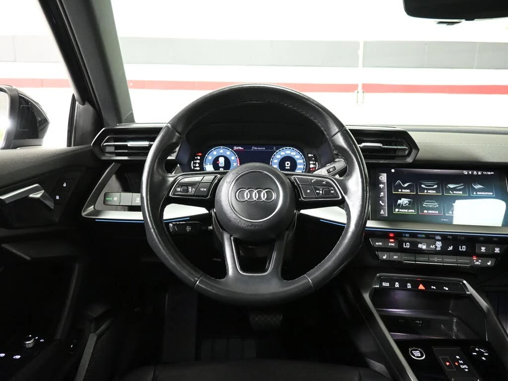 Audi A3 * QUATTRO * PANO * Автокредит * (Цена до България), снимка 10 - Автомобили и джипове - 55626616