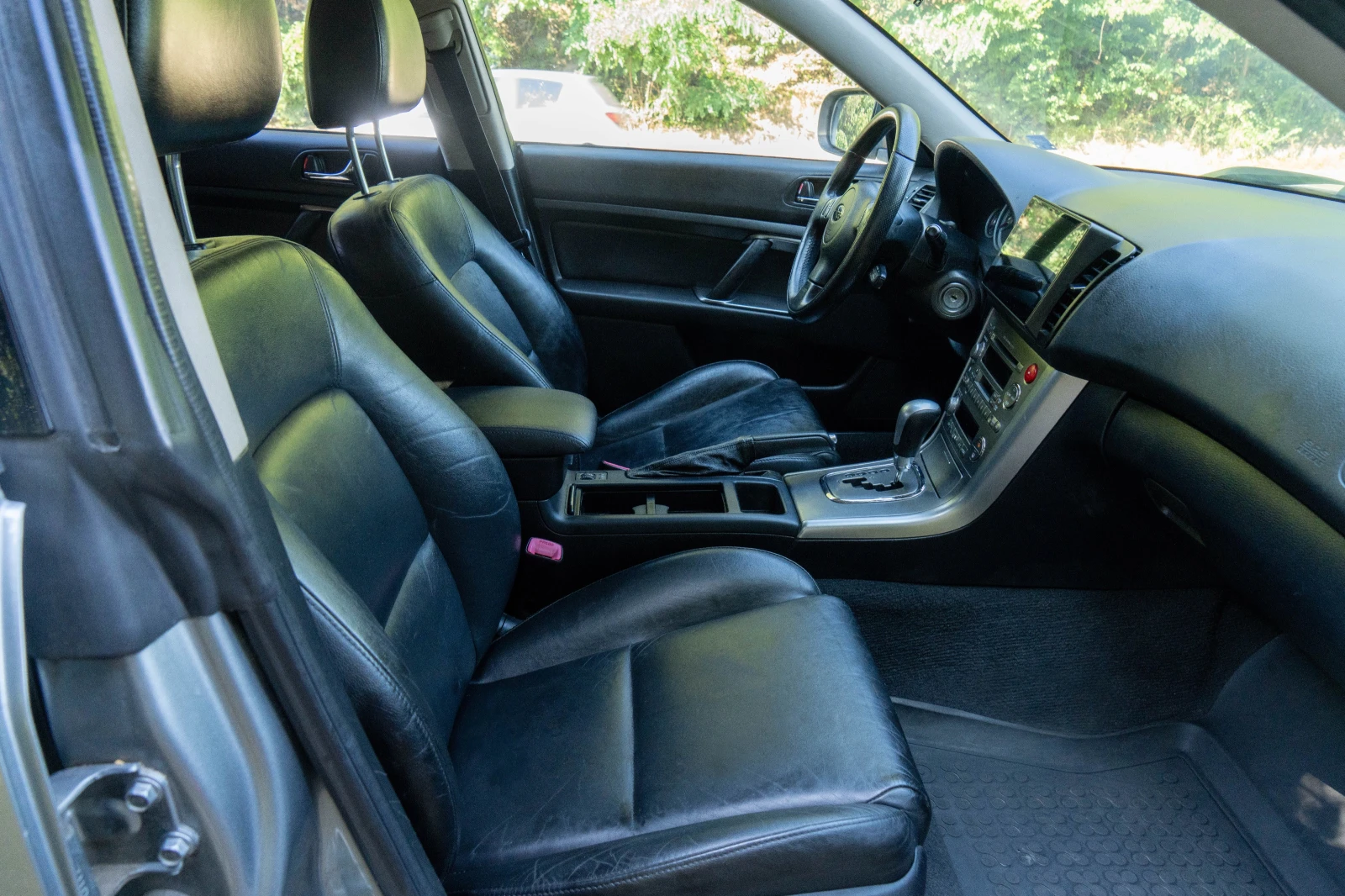 Subaru Outback 3.0 H6 бензин/газ, снимка 12 - Автомобили и джипове - 55673352