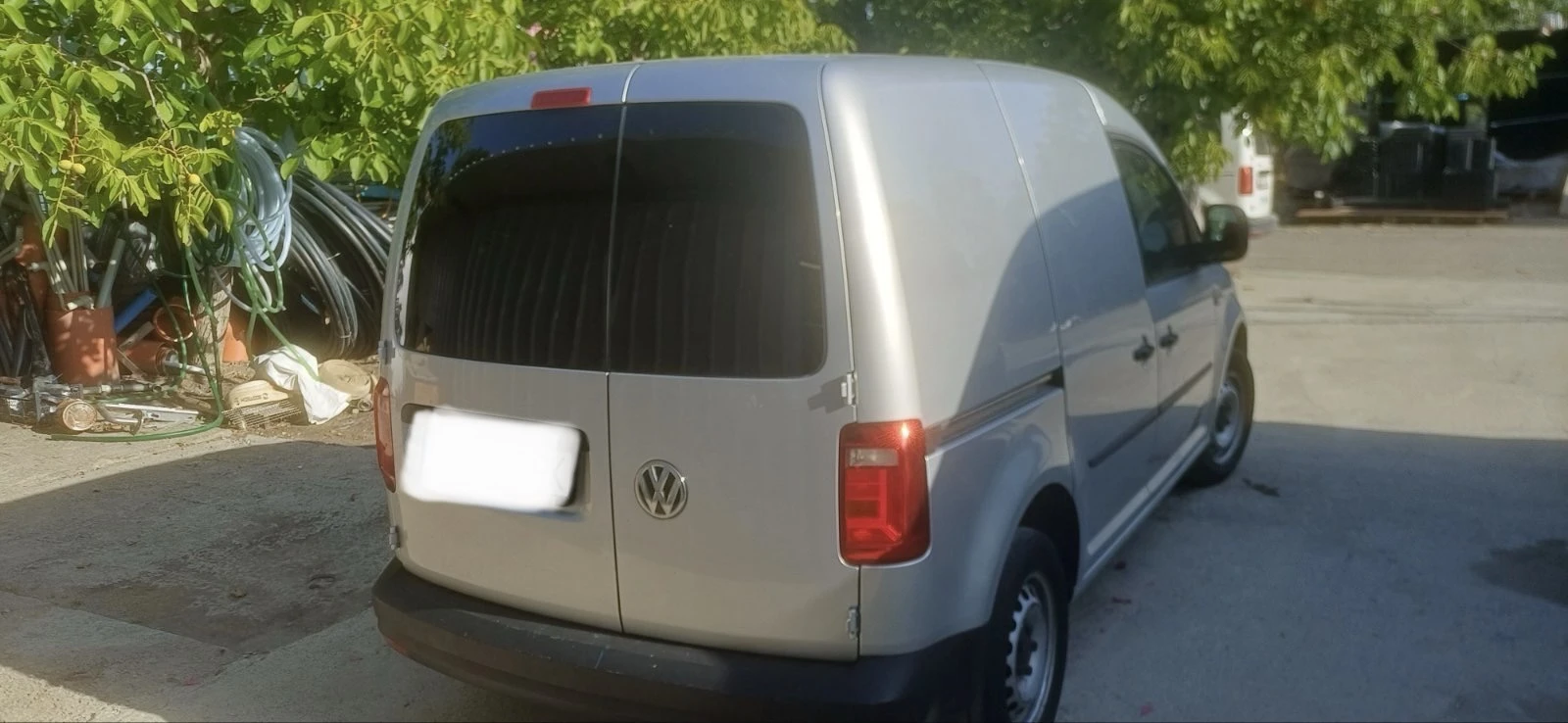 VW Caddy товарна, снимка 9 - Автомобили и джипове - 55830971
