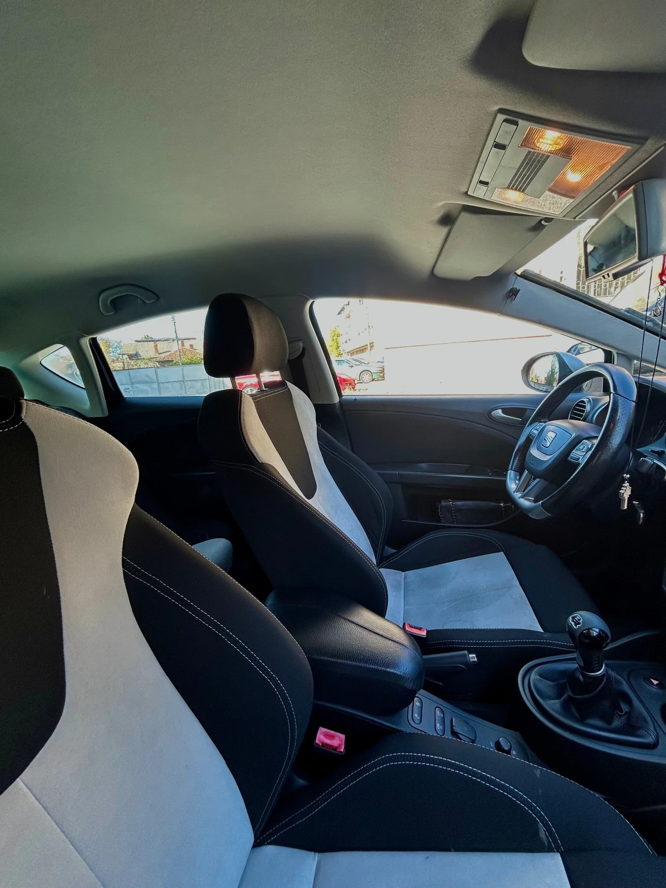 Seat Leon, снимка 9 - Автомобили и джипове - 56663059