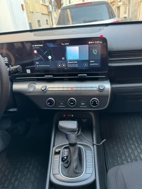 Hyundai Kona Бензин 120 коня Автомат от България, снимка 3