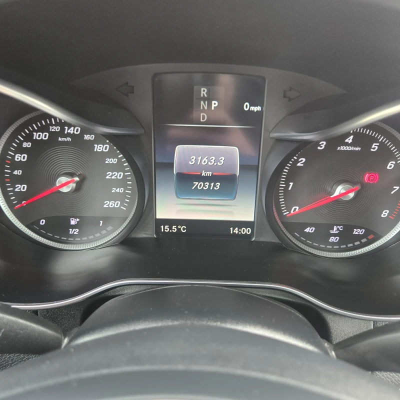 Mercedes-Benz GLC 300 77000 km, снимка 16 - Автомобили и джипове - 49855789