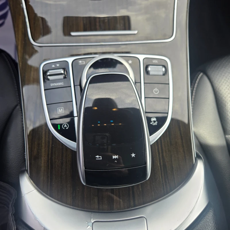 Mercedes-Benz GLC 300 77000 km, снимка 13 - Автомобили и джипове - 49855789