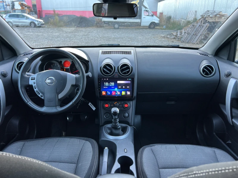 Nissan Qashqai 1.5dCi-106к.с./ Навигация/ Мулти-волан/ Италия, снимка 16 - Автомобили и джипове - 51945585