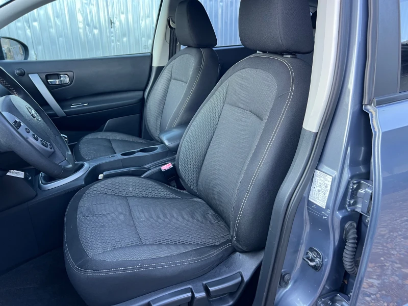 Nissan Qashqai 1.5dCi-106к.с./ Навигация/ Мулти-волан/ Италия, снимка 11 - Автомобили и джипове - 51945585