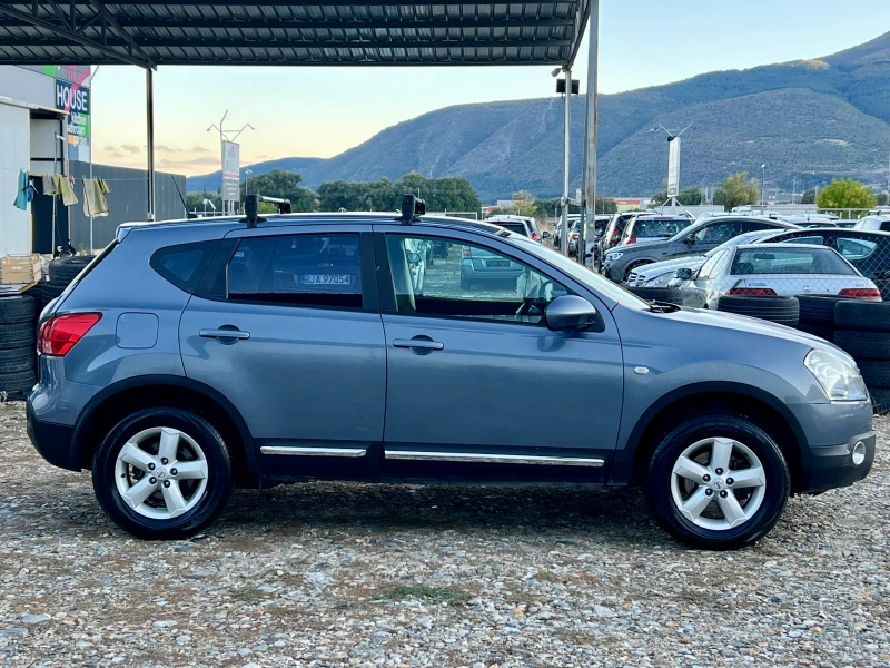 Nissan Qashqai 1.5dCi-106к.с./ Навигация/ Мулти-волан/ Италия, снимка 4 - Автомобили и джипове - 51945585