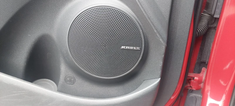 Hyundai Kona 1.6CRDI DCT 4x4 136КС АВТОМАТ, снимка 13 - Автомобили и джипове - 52358363