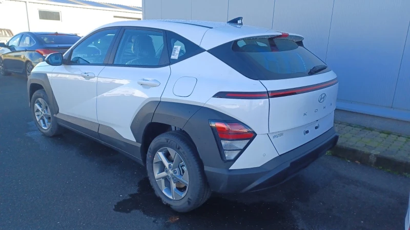 Hyundai Kona Бензин 120 коня Автомат от България, снимка 6 - Автомобили и джипове - 52825896