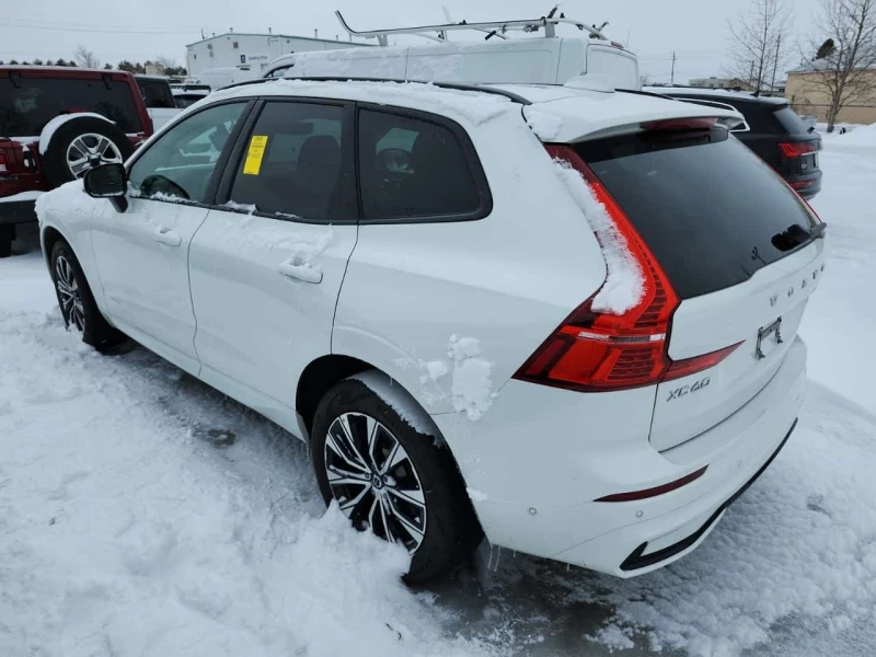 Volvo XC60 PLUS DARK THEME  CARFAX, снимка 3 - Автомобили и джипове - 53534929