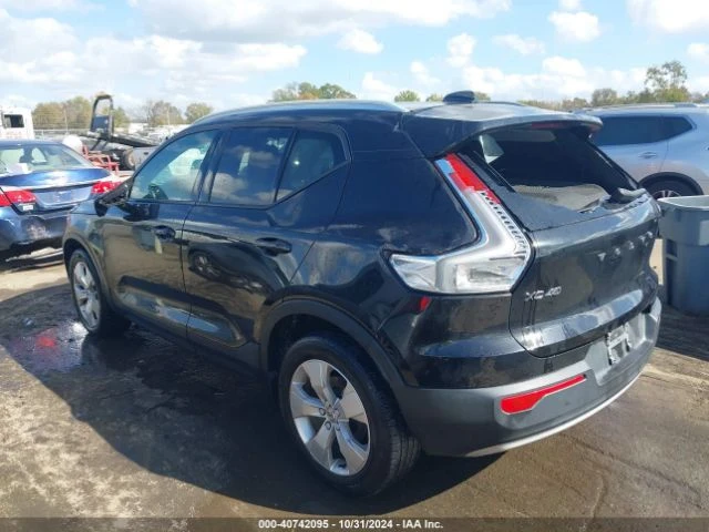 Volvo XC40 T5 MOMENTUM AWD, снимка 14 - Автомобили и джипове - 48587861