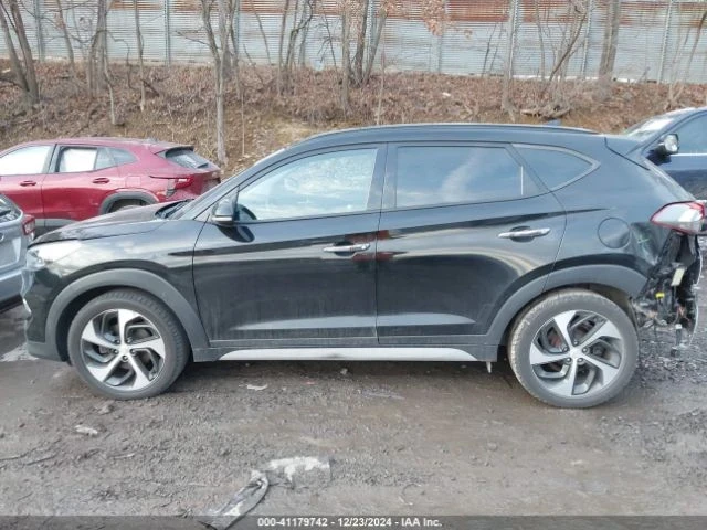 Hyundai Tucson, снимка 6 - Автомобили и джипове - 48815217