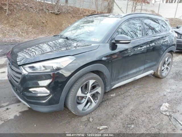 Hyundai Tucson, снимка 2 - Автомобили и джипове - 48815217