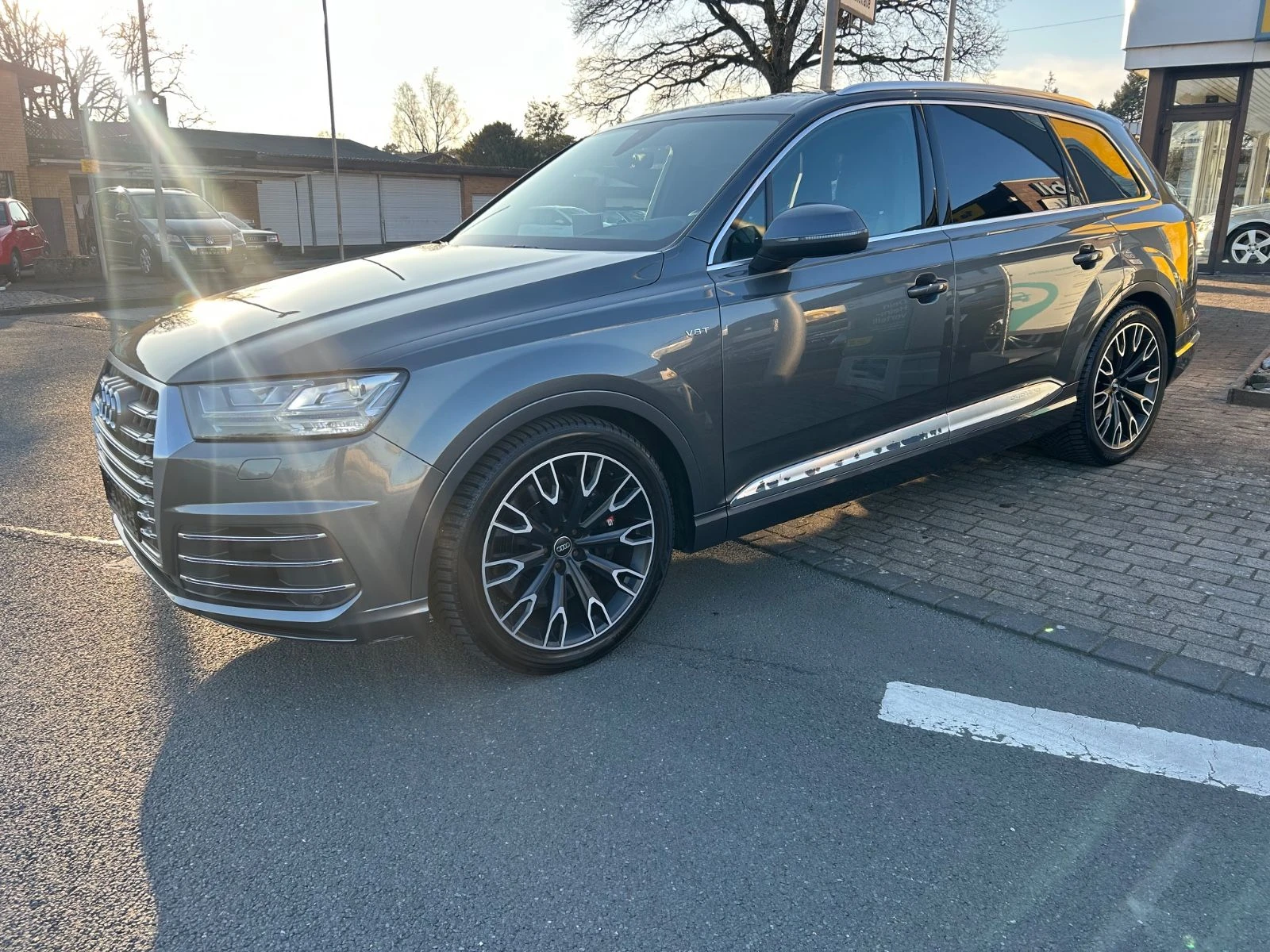 Audi SQ7 | Mobile.bg   1