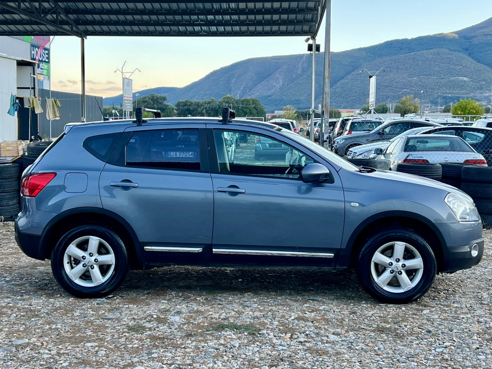 Nissan Qashqai 1.5dCi-106к.с./ Навигация/ Мулти-волан/ Италия - изображение 4