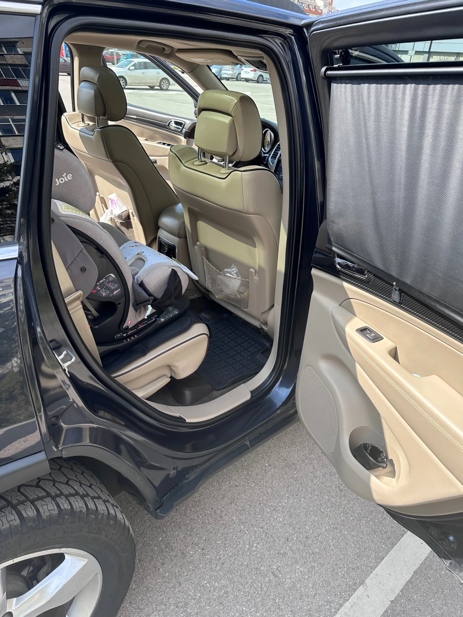 Jeep Grand cherokee Overland 5.7 Hemi/LPG, снимка 14 - Автомобили и джипове - 54185277