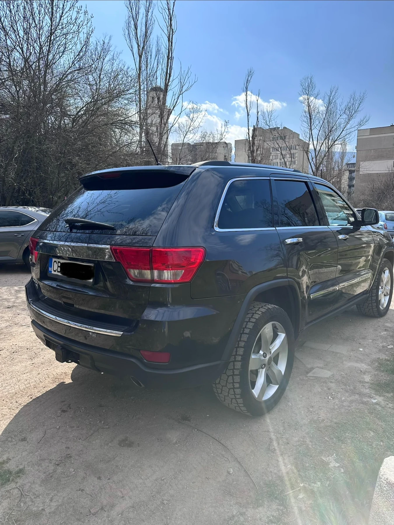Jeep Grand cherokee Overland 5.7 Hemi/LPG, снимка 2 - Автомобили и джипове - 54185277