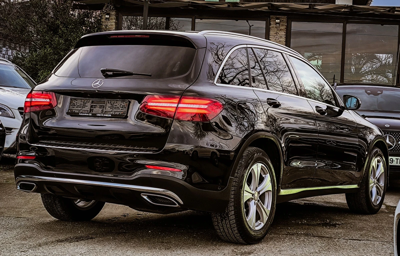 Mercedes-Benz GLC 220 CDI AMG-LINE 4-MATIC ГЕРМАНИЯ КАМЕРА ДИСТРОНИК, снимка 6 - Автомобили и джипове - 53261629