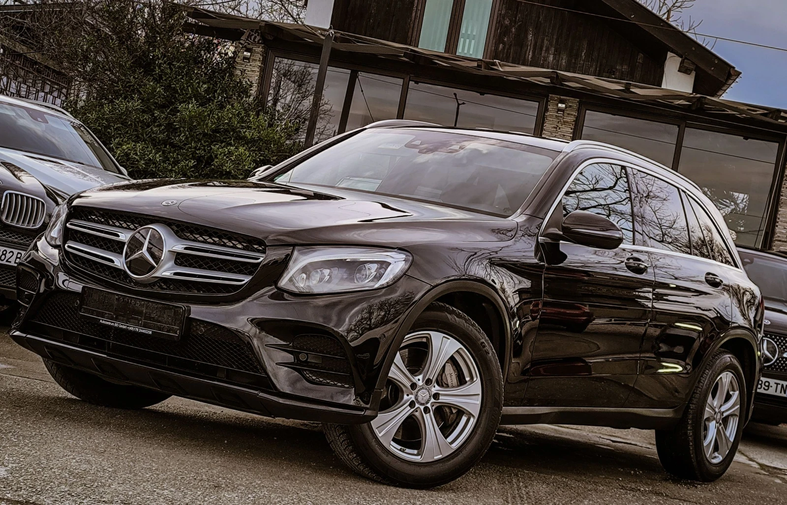 Mercedes-Benz GLC 220 CDI AMG-LINE 4-MATIC ГЕРМАНИЯ КАМЕРА ДИСТРОНИК, снимка 3 - Автомобили и джипове - 53261629