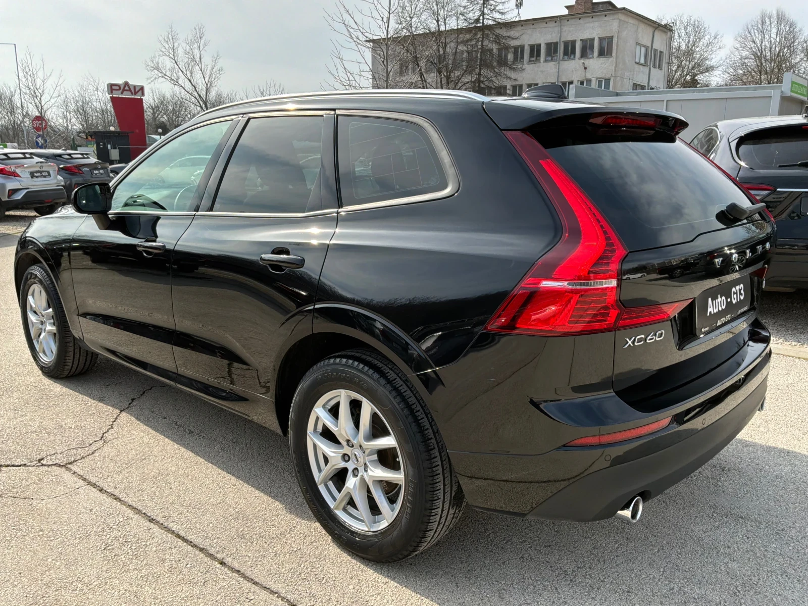 Volvo XC60 2.0D 190к.с HUD Кожа 8ск. - изображение 6