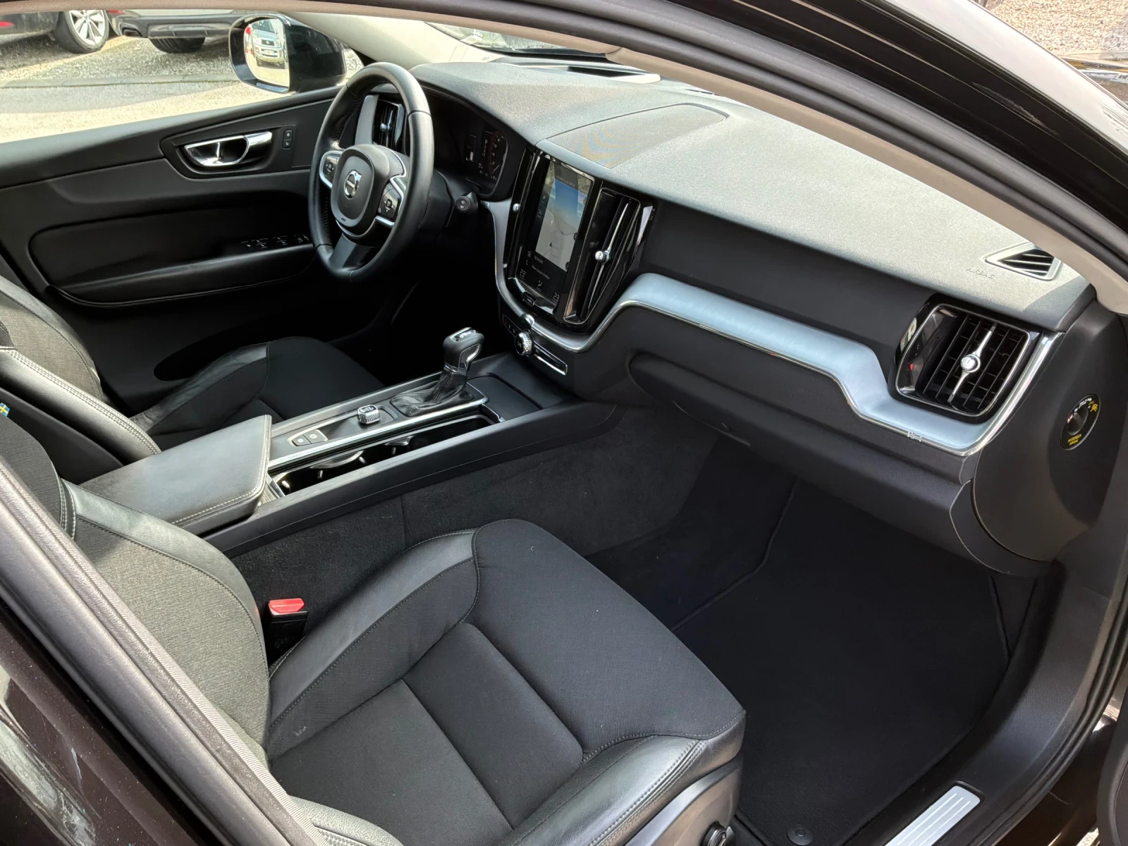 Volvo XC60 2.0D 190�.� HUD ���� 8��. | Mobile.bg � ����������� 15