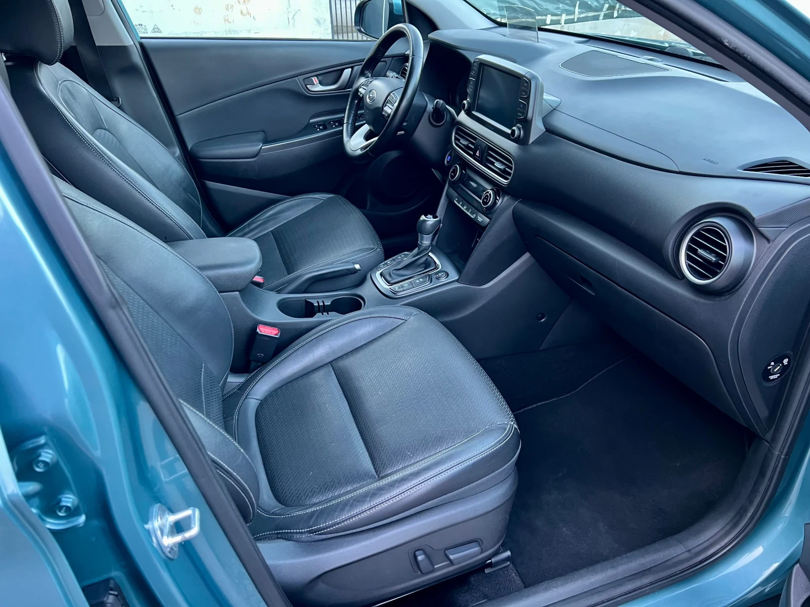 Hyundai Kona 1.6T Vertex ШВЕЙЦАРИЯ, снимка 8 - Автомобили и джипове - 53850162