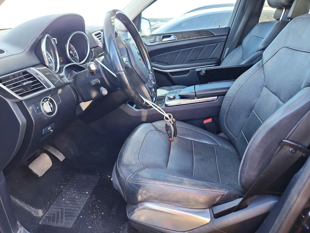 Mercedes-Benz GL 550 4.6V8* 4MATIC* FULL, снимка 8 - Автомобили и джипове - 53916733