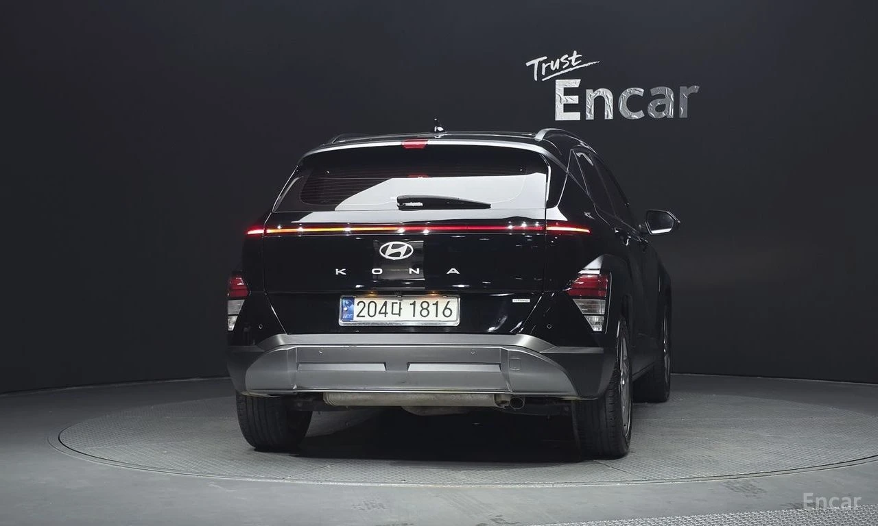 Hyundai Kona 1.6T Premium 4x4* DISTRONIC* ПОДГРЕВ* ОБДУХВАНЕ* , снимка 4 - Автомобили и джипове - 55466710