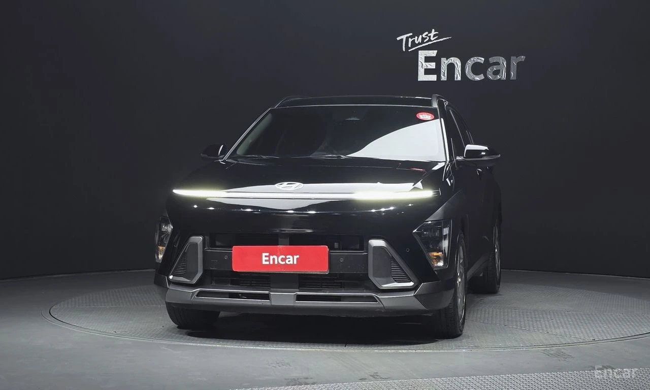 Hyundai Kona 1.6T Premium 4x4* DISTRONIC* ПОДГРЕВ* ОБДУХВАНЕ* , снимка 2 - Автомобили и джипове - 55466710