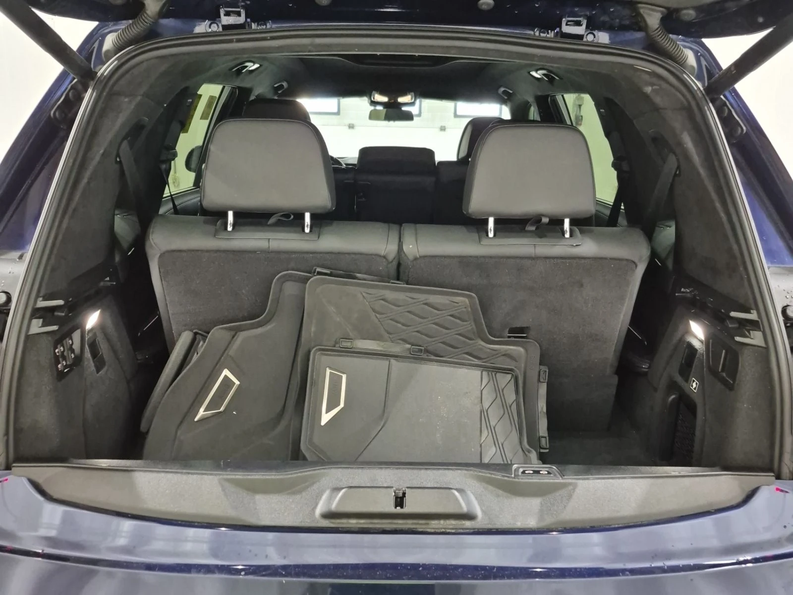 BMW X7 M-pack* Distr* 360* Harman/Kardon* ������* ������* | Mobile.bg � ����������� 17