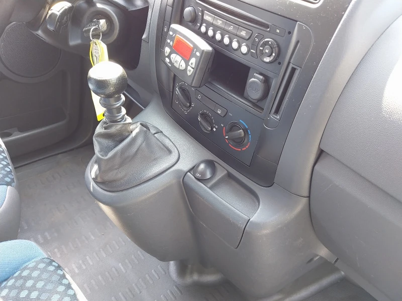 Fiat Scudo 2.0 jtd, снимка 9 - Бусове и автобуси - 49195773