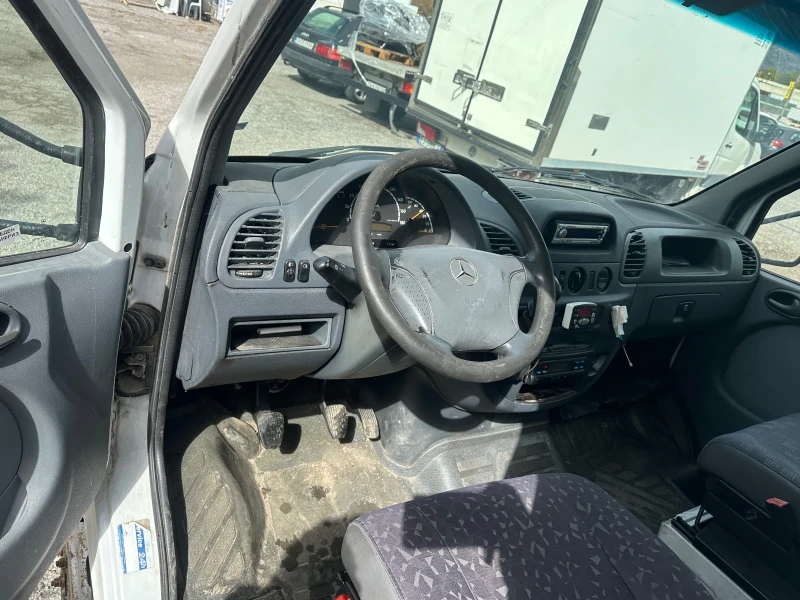 Mercedes-Benz Sprinter 616 Хладилен бус  , снимка 6 - Бусове и автобуси - 47408669