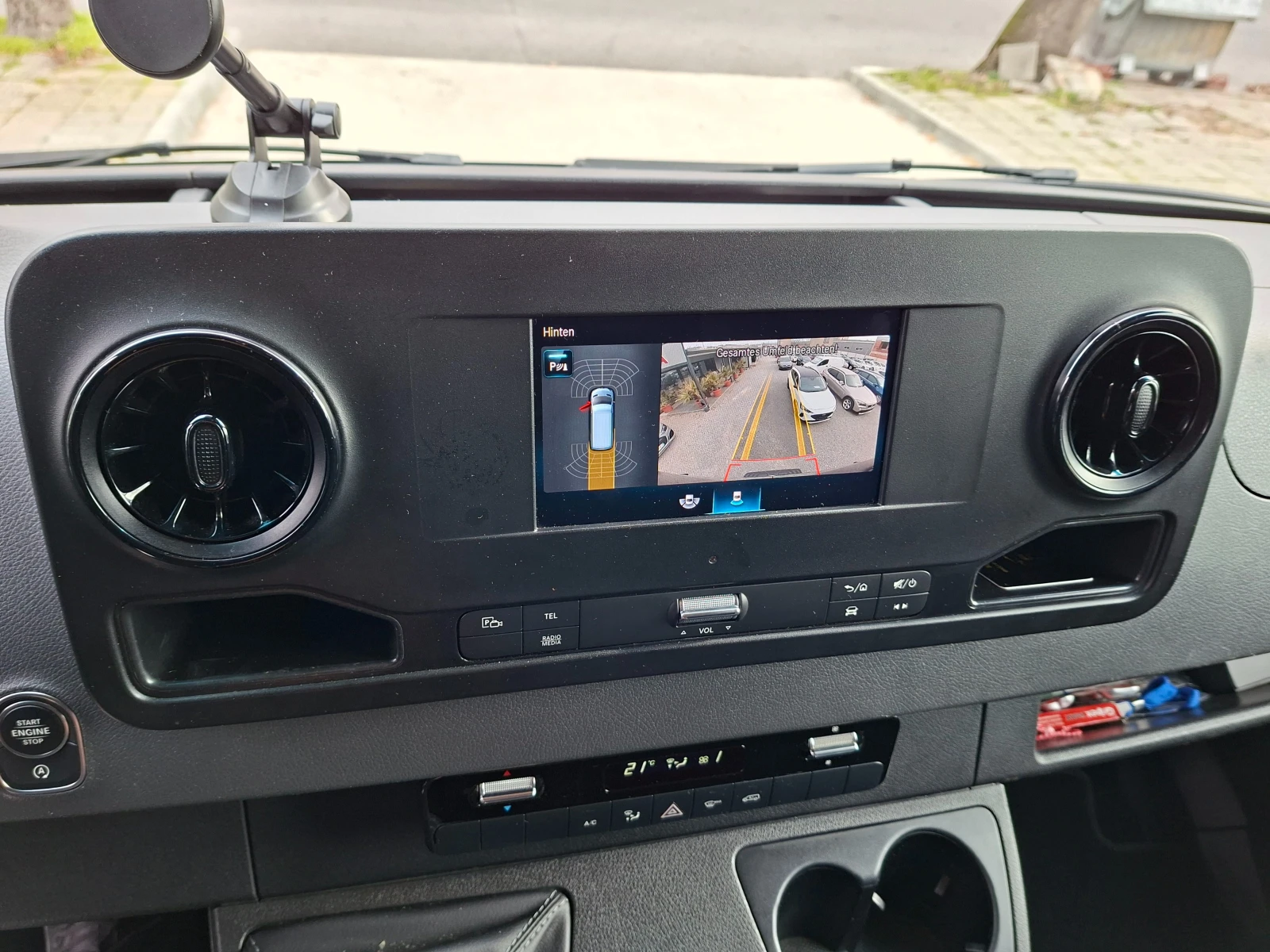 Mercedes-Benz Sprinter 317 КАТО НОВ, снимка 11 - Бусове и автобуси - 53719227