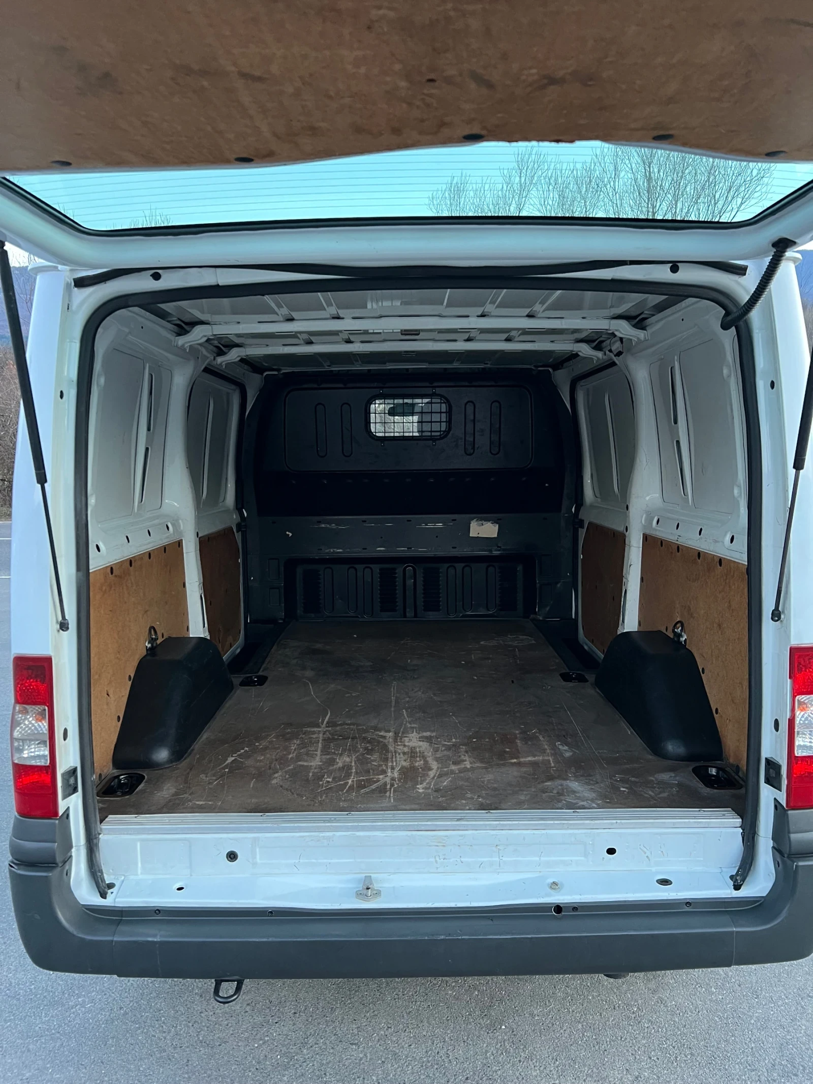 Ford Transit Климатик* 6ск.* 203хил.* Темпомат, снимка 11 - Бусове и автобуси - 53739383