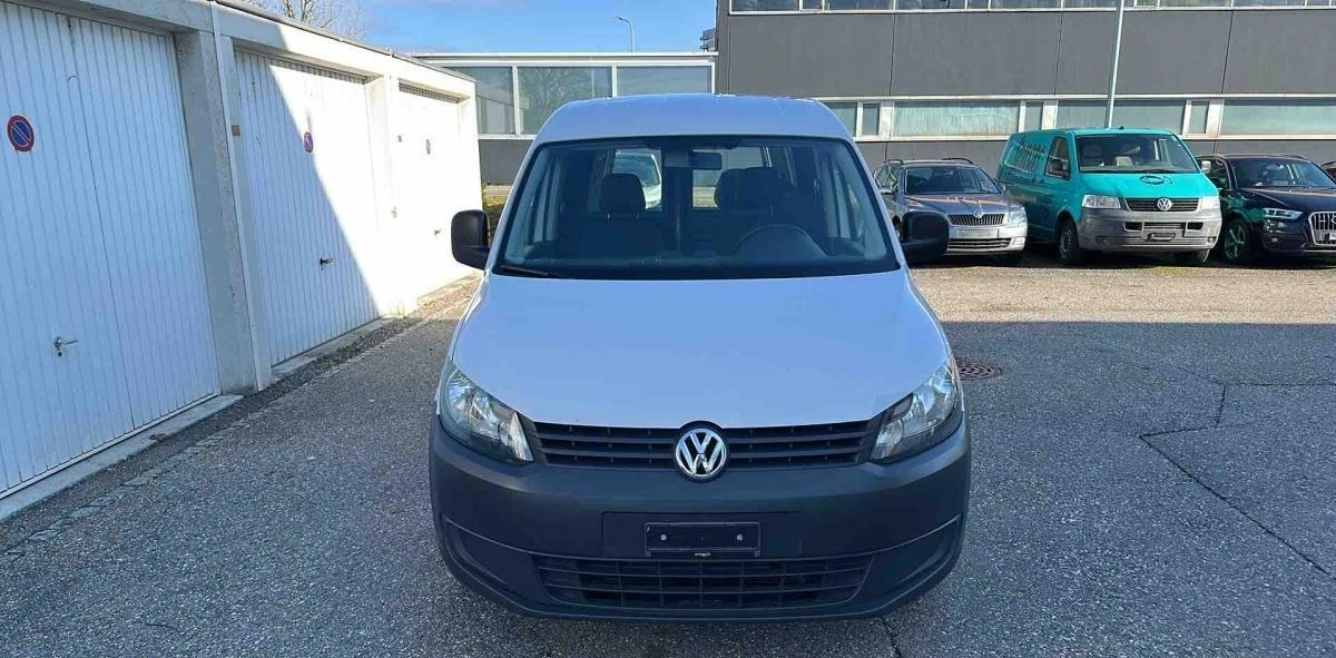 VW Caddy 1.2 TSI Климатик Euro 5, снимка 9 - Бусове и автобуси - 53994712