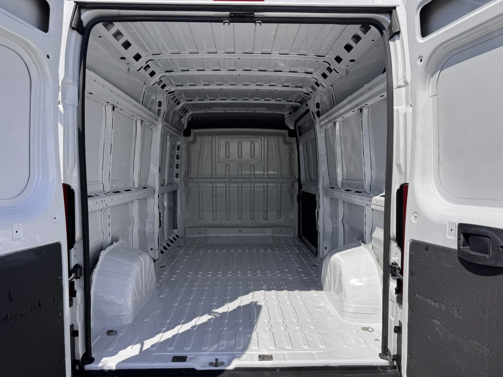 Citroen Jumper 2.2BlueHDI/140К.С./MT6/L3H2, снимка 14 - Бусове и автобуси - 55143376