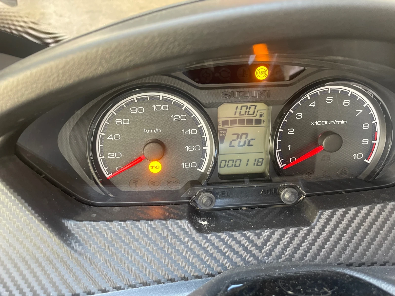 Suzuki Burgman 400, снимка 4 - Мотоциклети и мототехника - 55979728