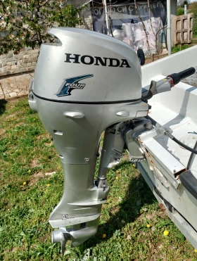 Извънбордов двигател Honda 8ks