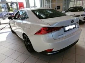 Lexus IS 300h Sport Line, снимка 3