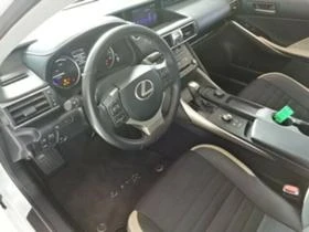 Lexus IS 300h Sport Line, снимка 7
