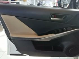 Lexus IS 300h Sport Line, снимка 10