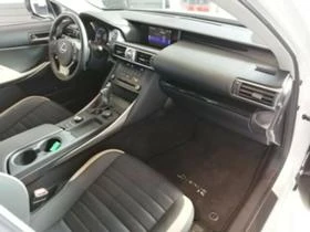 Lexus IS 300h Sport Line, снимка 11